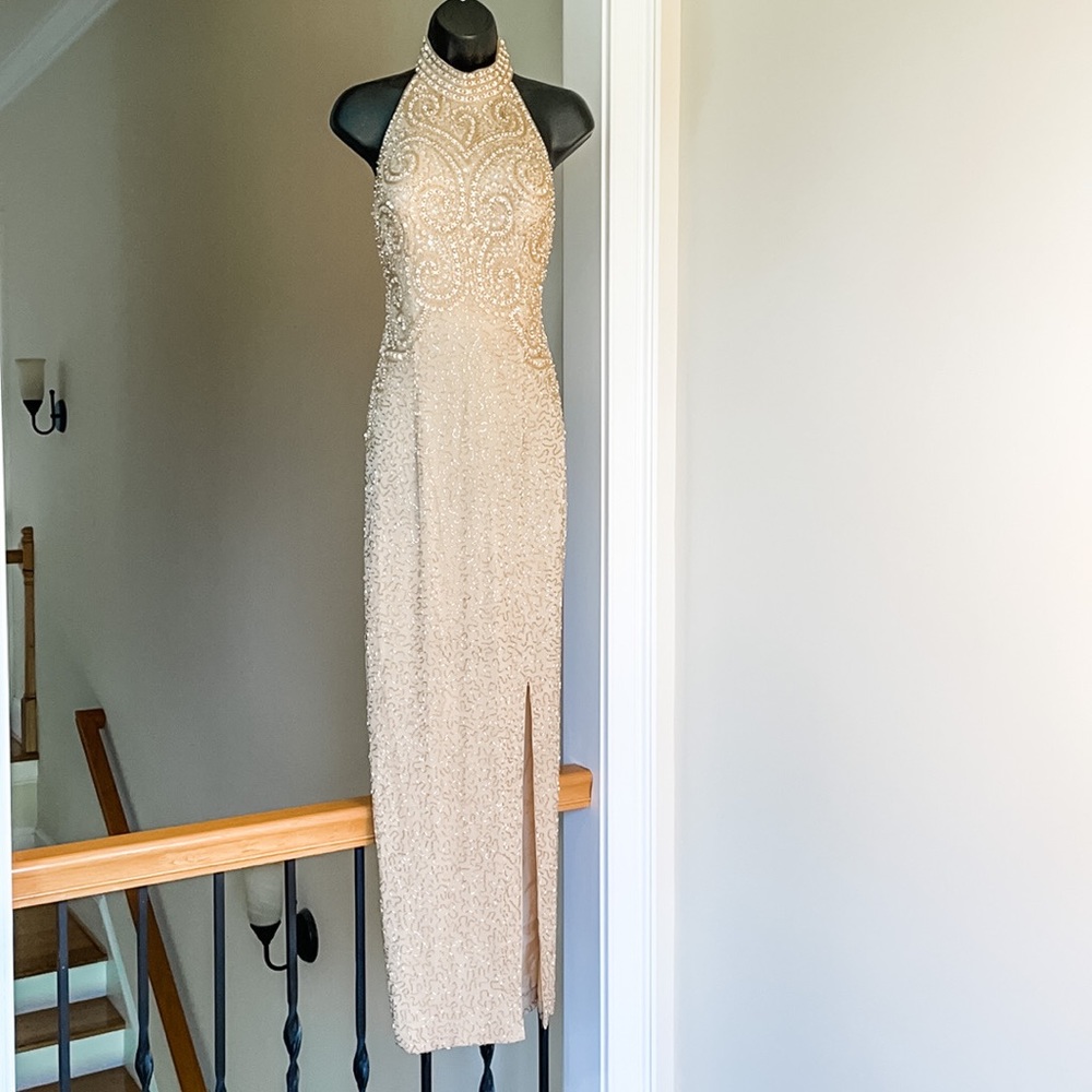 Vintage Alyce sz 6 good cream beaded gown prom